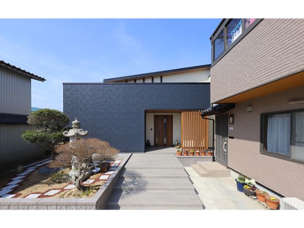 和モダンな家の施工事例画像3