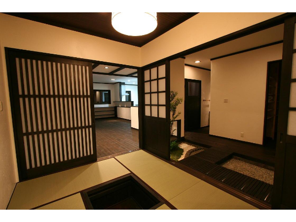 和モダンな家の施工事例画像1